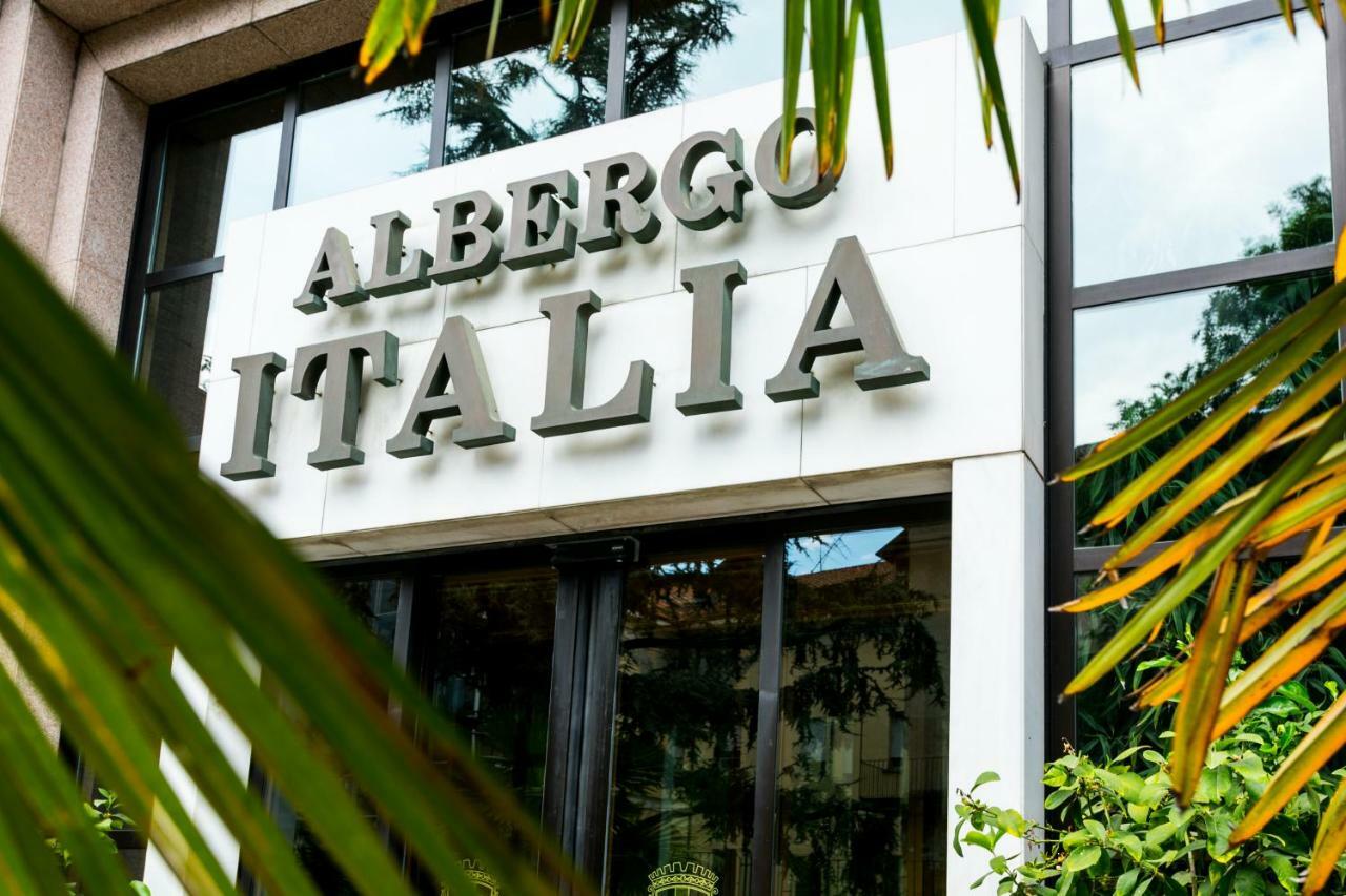Albergo Italia Новара Экстерьер фото